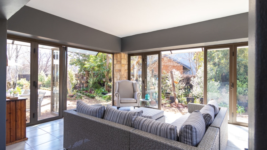 4 Bedroom Property for Sale in The Coves North West